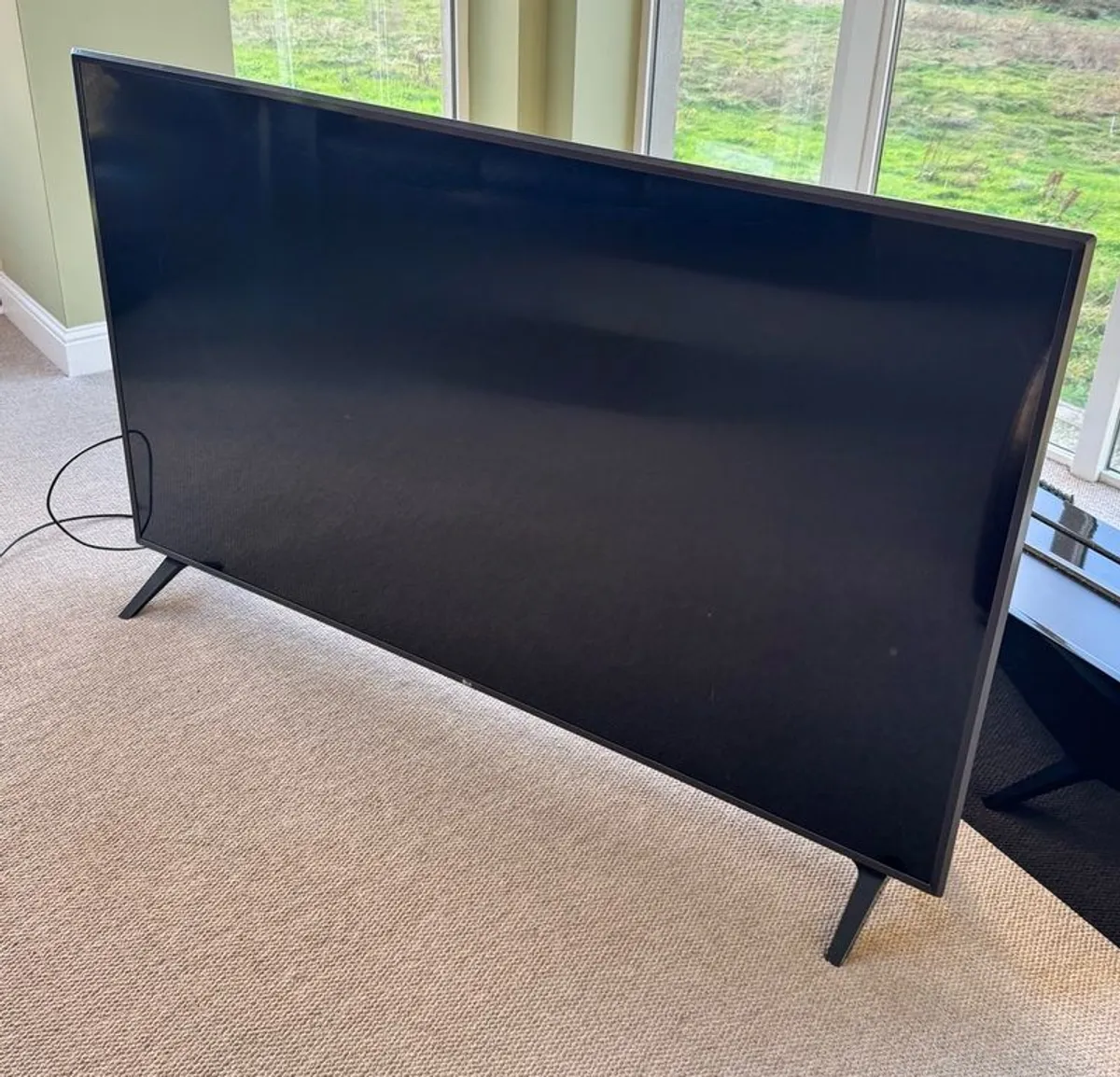 75 inch LG TV