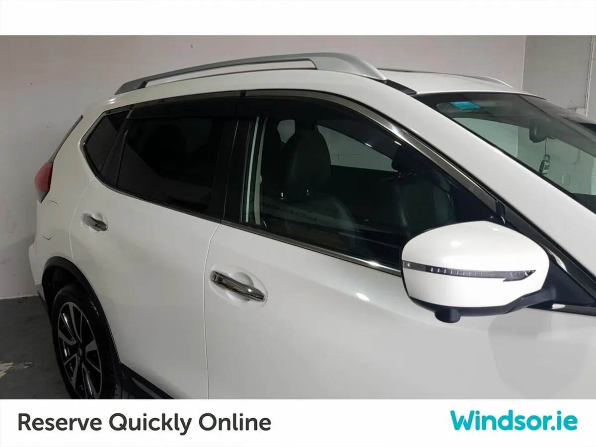 Nissan X-Trail 1.7 DCI SVE 7 Seats  *** Price is N - Image 4