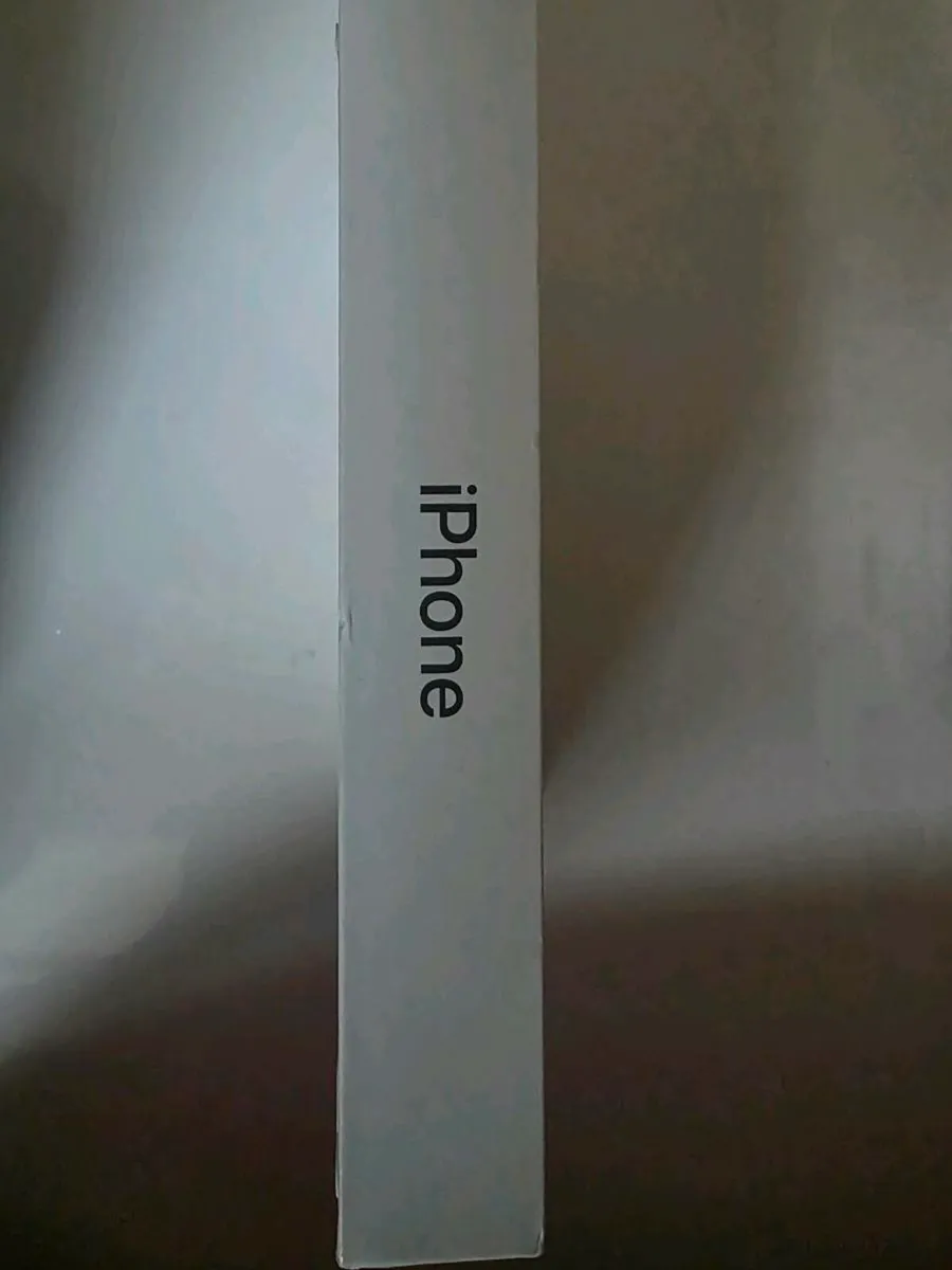 IPHONE 16E  BRAND NEW unopened - Image 2