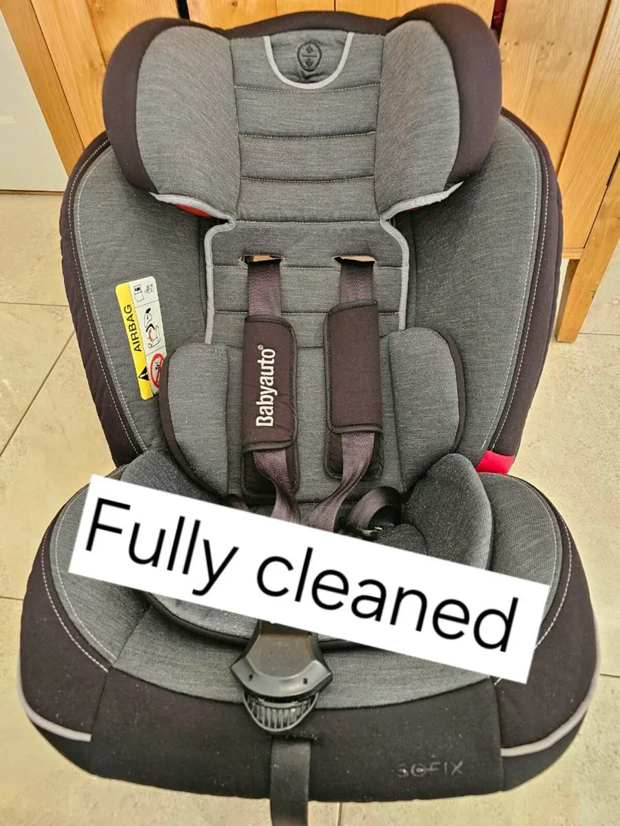 Car seat - Image 1