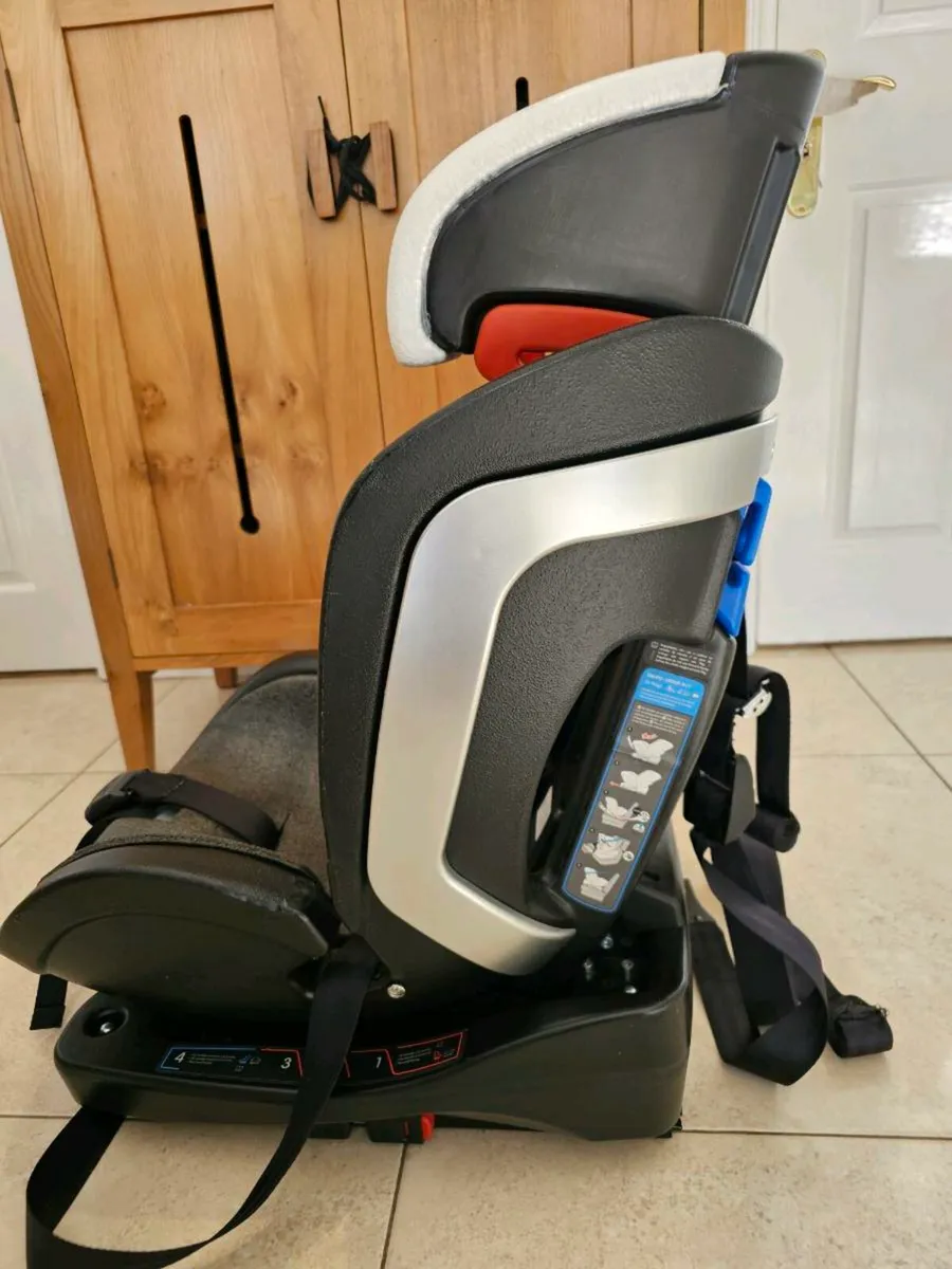 Car seat - Image 4