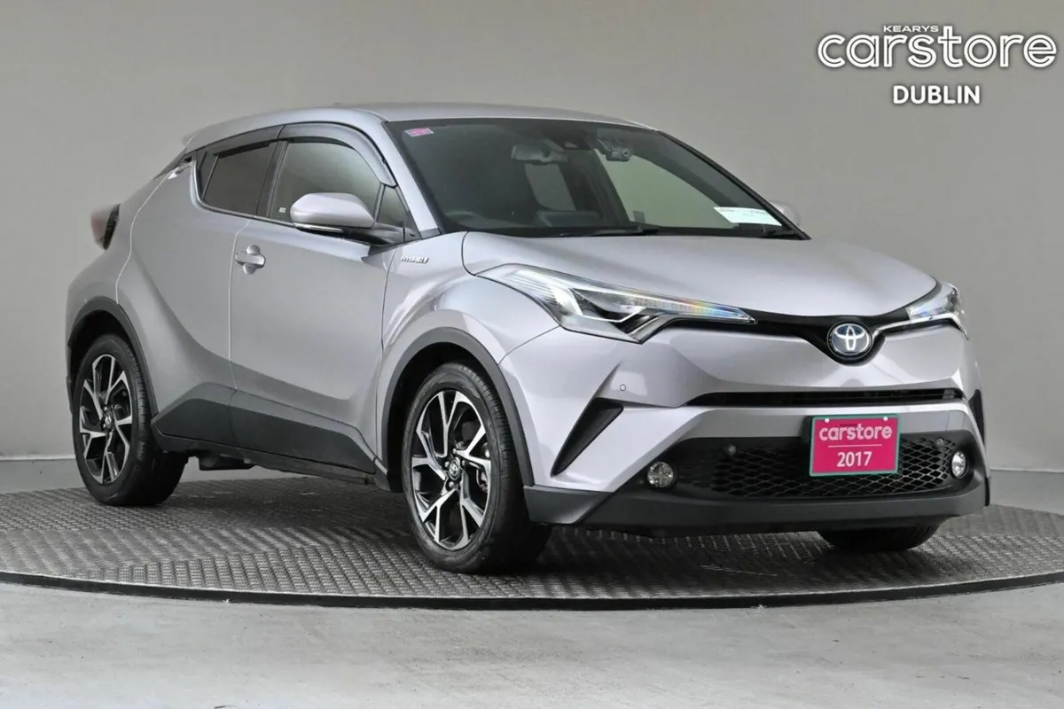 Toyota C-HR 1.8 HYBRID **HALF LEATHER**REVERSE CAM - Image 1