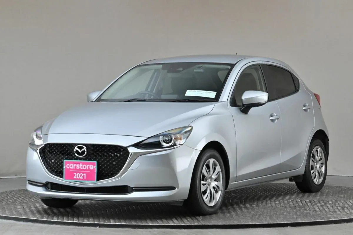 Mazda Mazda2 1.5 AUTO SKYACTIVE  **REVERSE CAM**RE - Image 3