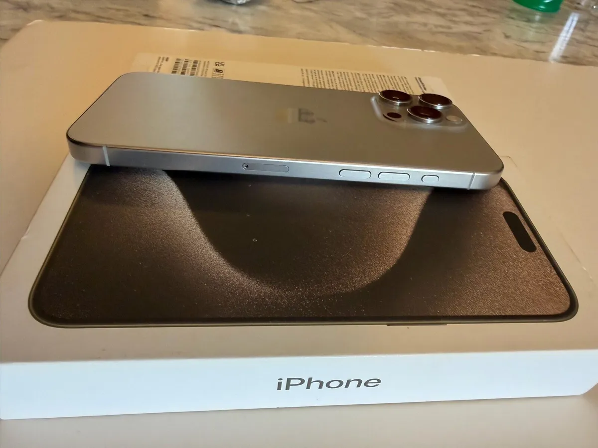 Apple Iphone 15 Pro Max 512 Gb Natural Titanium - Image 3