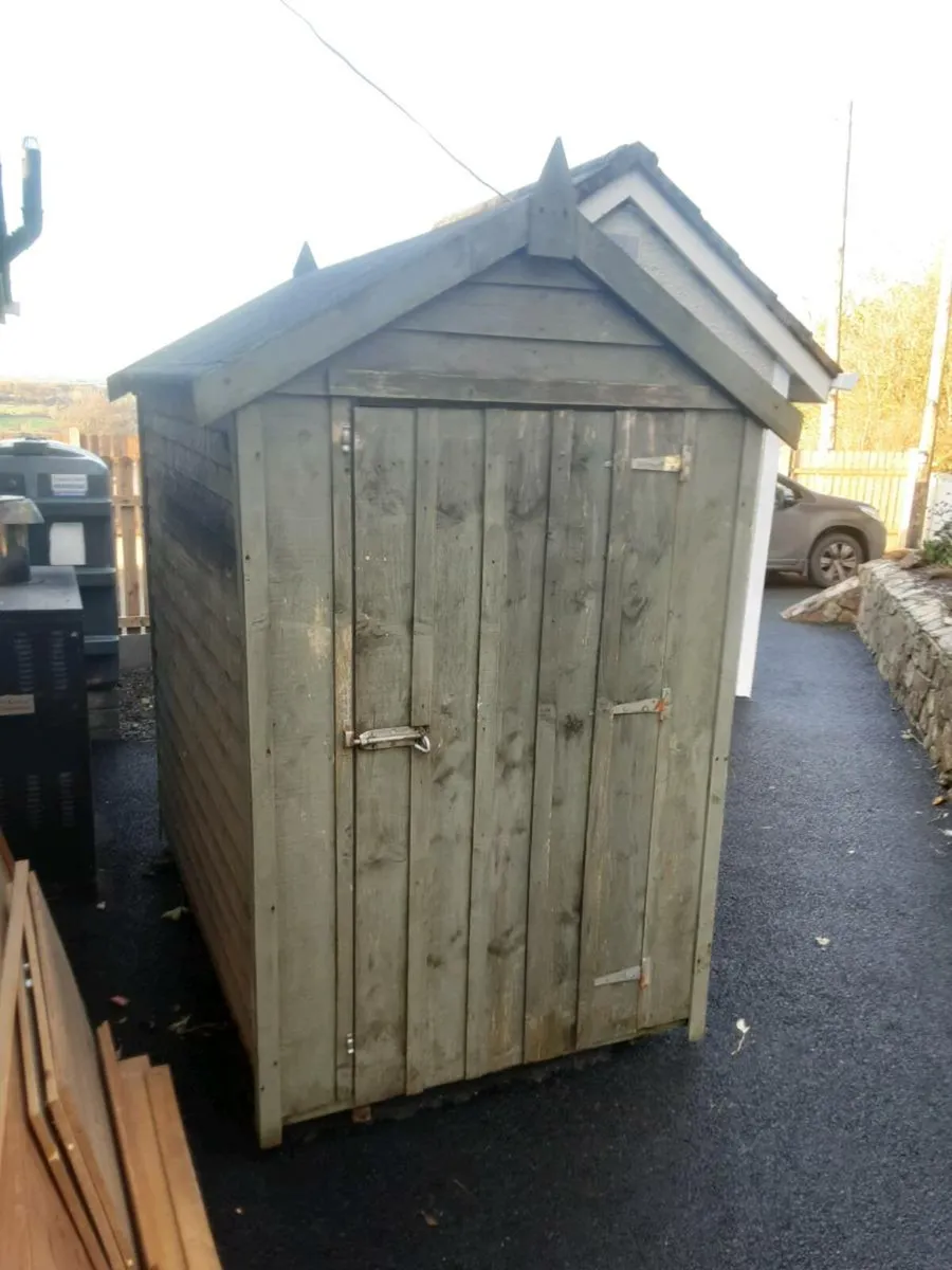 Timber shed - Image 1