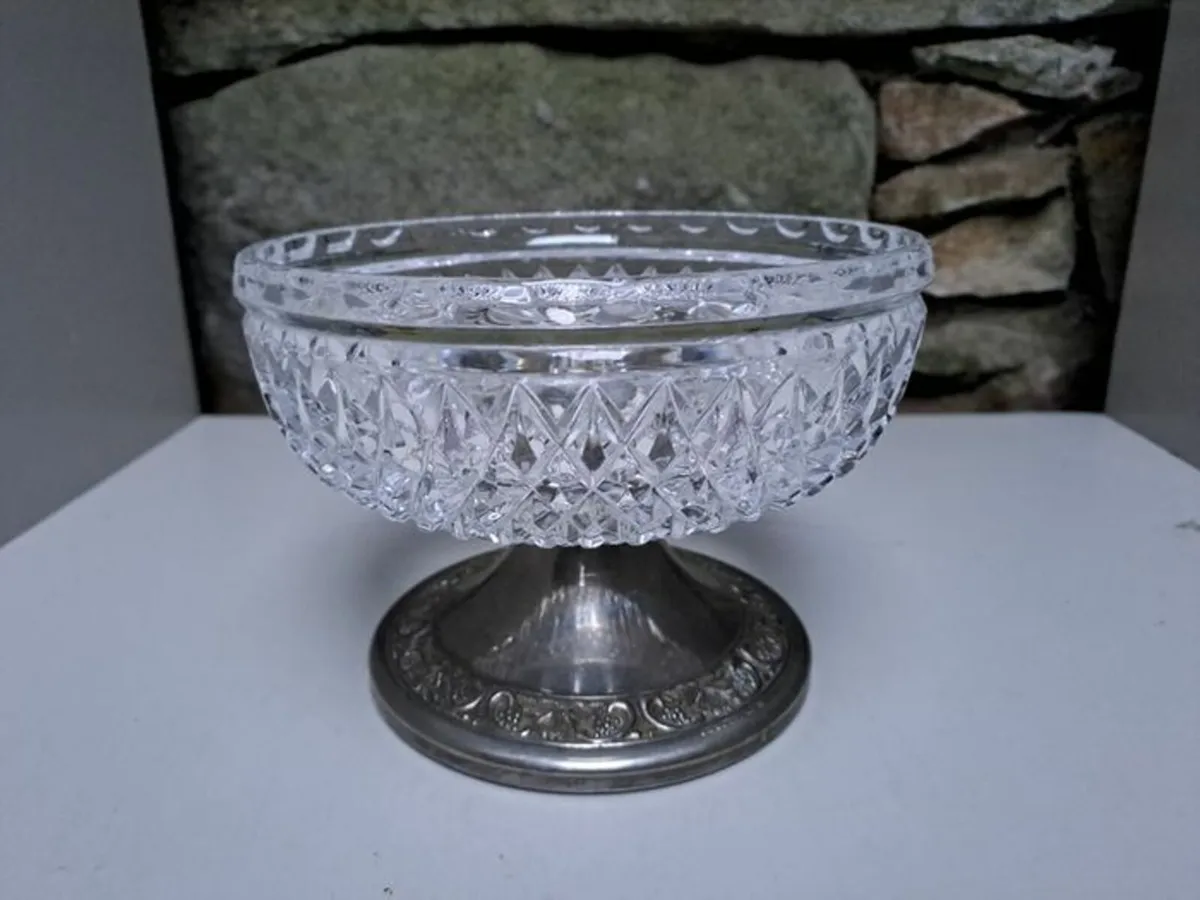 Vintage crystal and silver plated mint bowl - Image 1