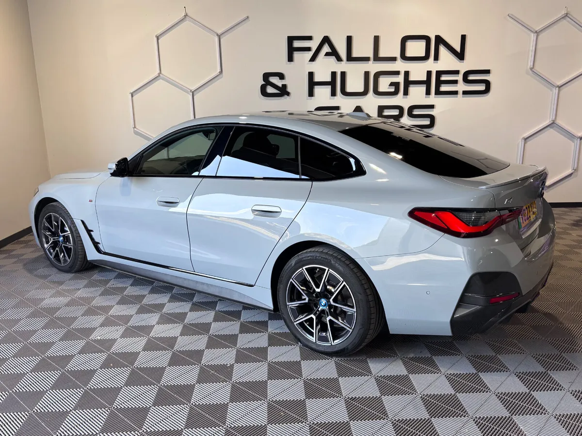 BMW i4 EDRIVE40 M SPORT 84KWH // HIGH SPEC - Image 3