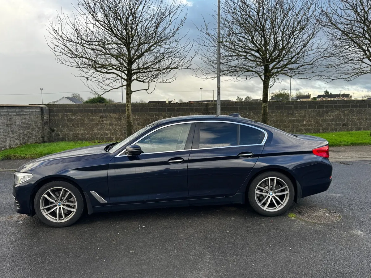 2017 BMW 520d (g30) Automatic - Image 3