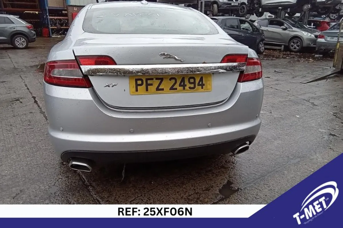 2009 JAGUAR XF BREAKING FOR PARTS - Image 4