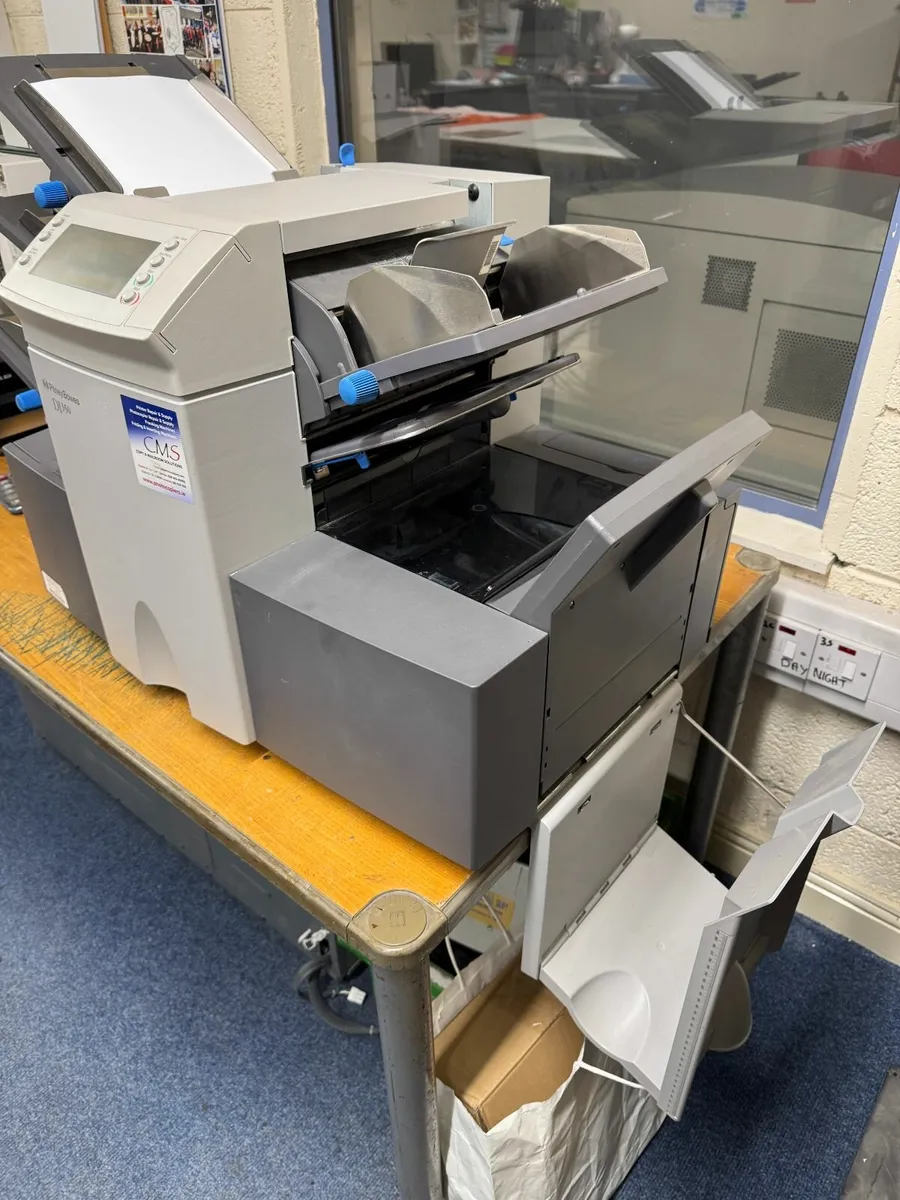 Pitney Bowes Folder/Inserter for Sale Pitney Bowes - Image 3