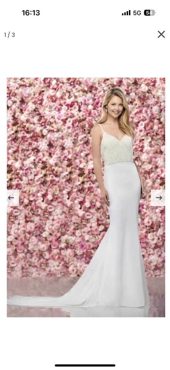 Wedding dress - Image 1