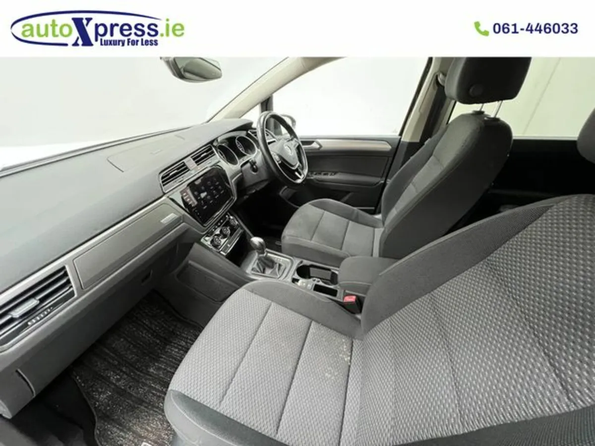 Volkswagen Touran 2.0 TDI Automatic, Reversing cam - Image 4