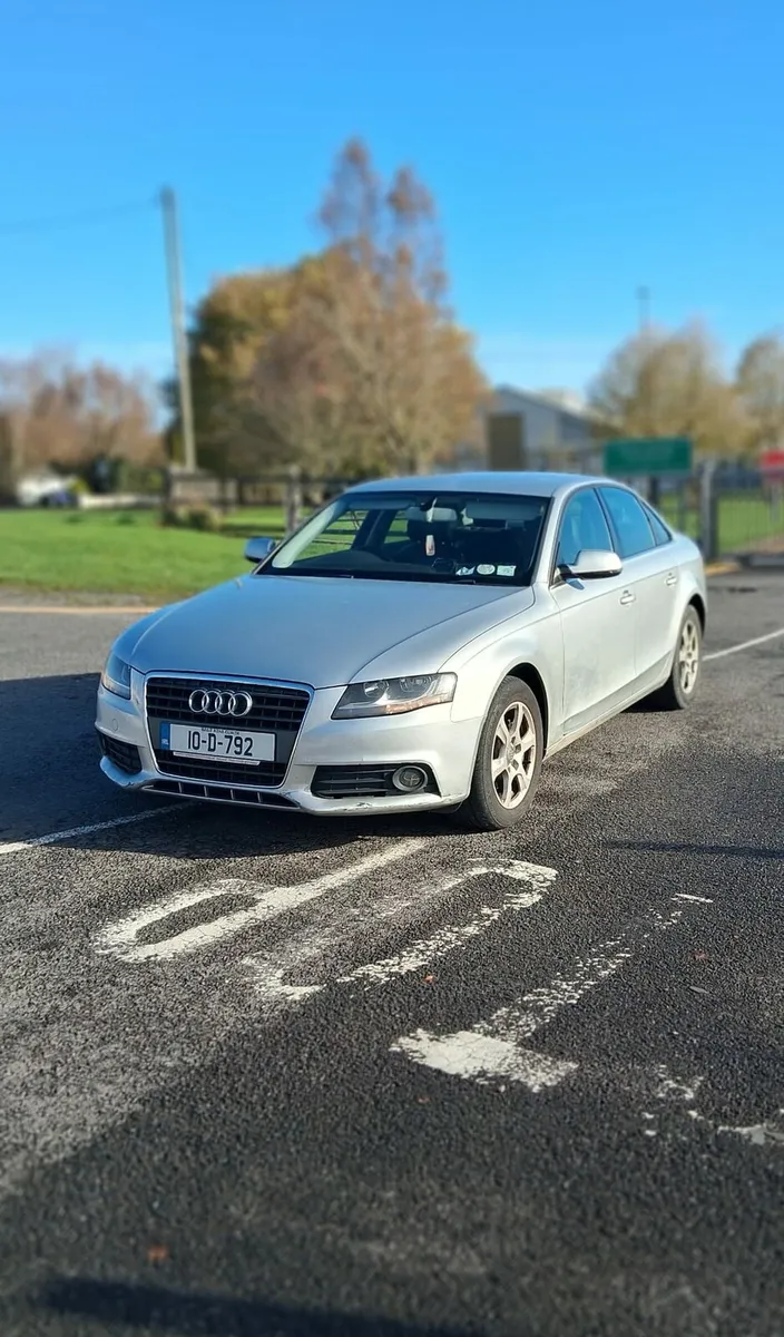 2010 audi a4 - Image 3