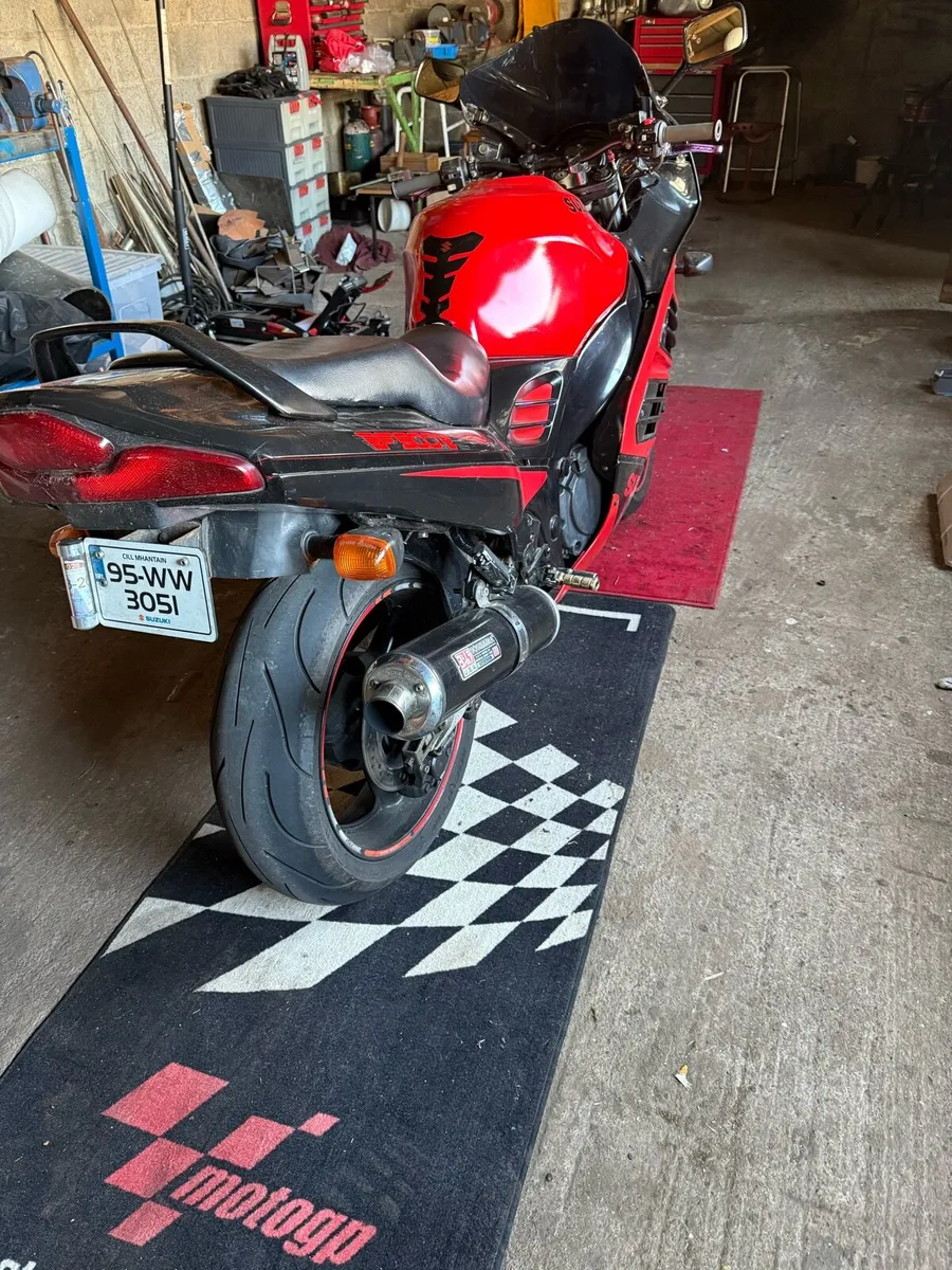 Suzuki rf 900r - Image 4