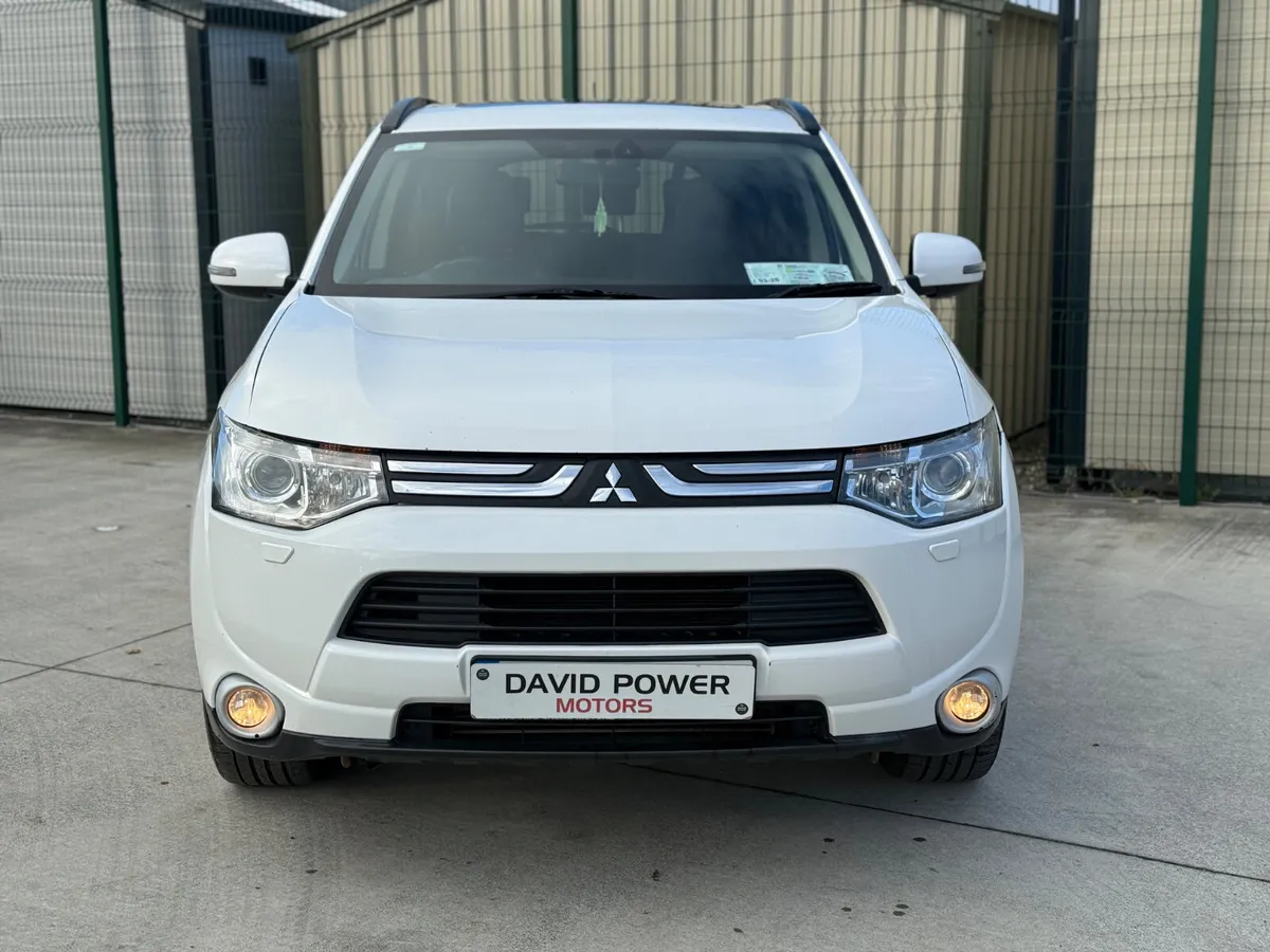 Mitsubishi Outlander 7 Seater - Image 2