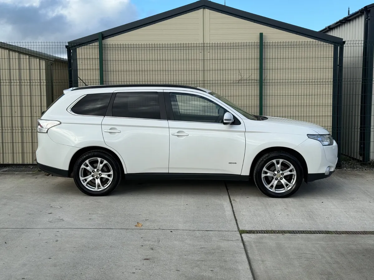 Mitsubishi Outlander 7 Seater - Image 3