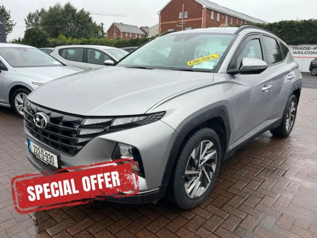 Hyundai Tucson ** NOVEMEBER SPECIAL OFFER **Execut - Image 2