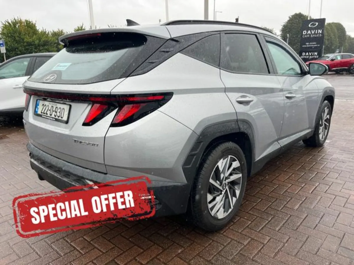 Hyundai Tucson ** NOVEMEBER SPECIAL OFFER **Execut - Image 4