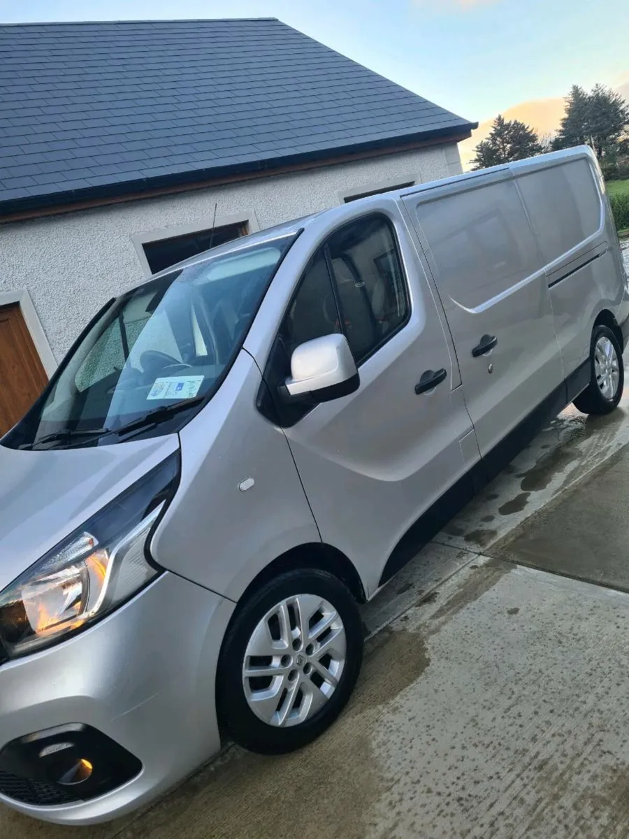 Renault Trafic - Image 2