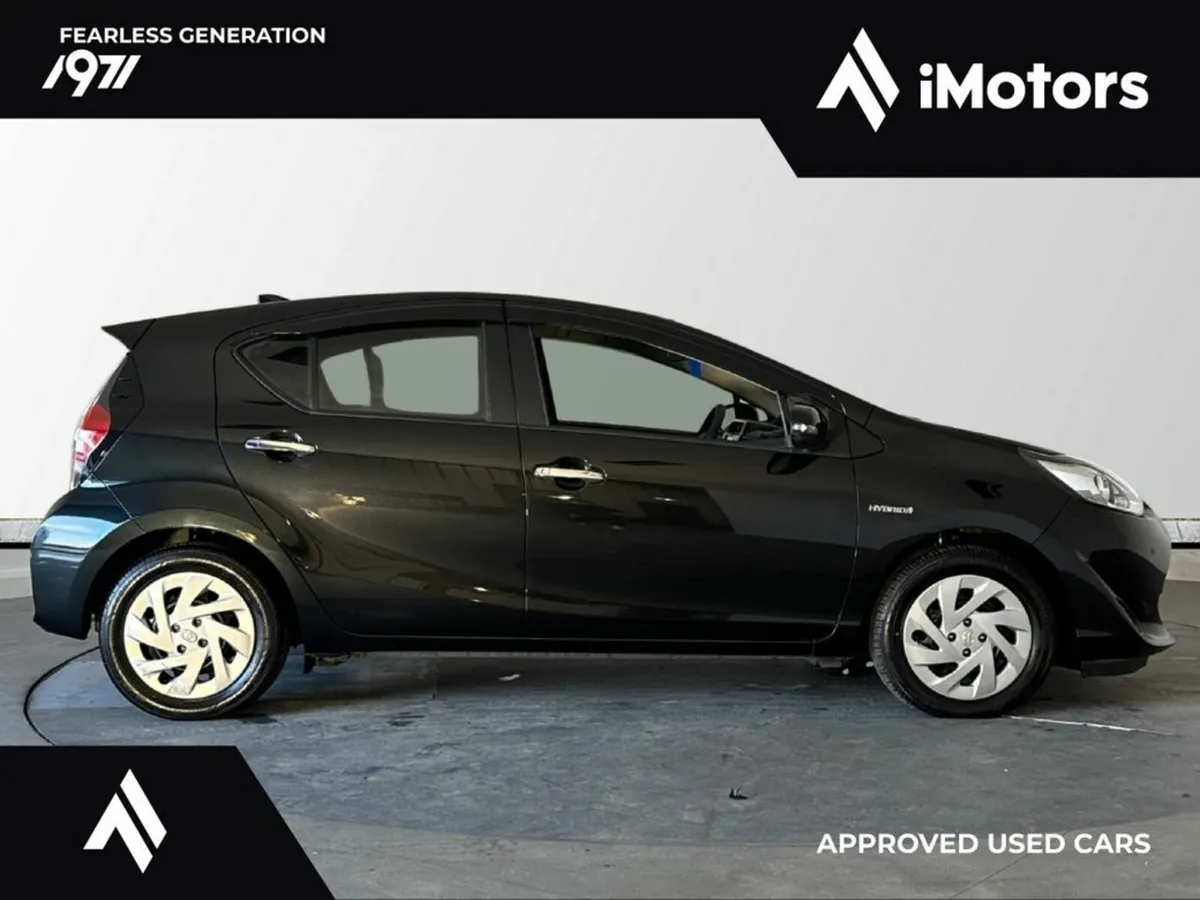 Toyota Aqua S STYLE BLACK - Image 2