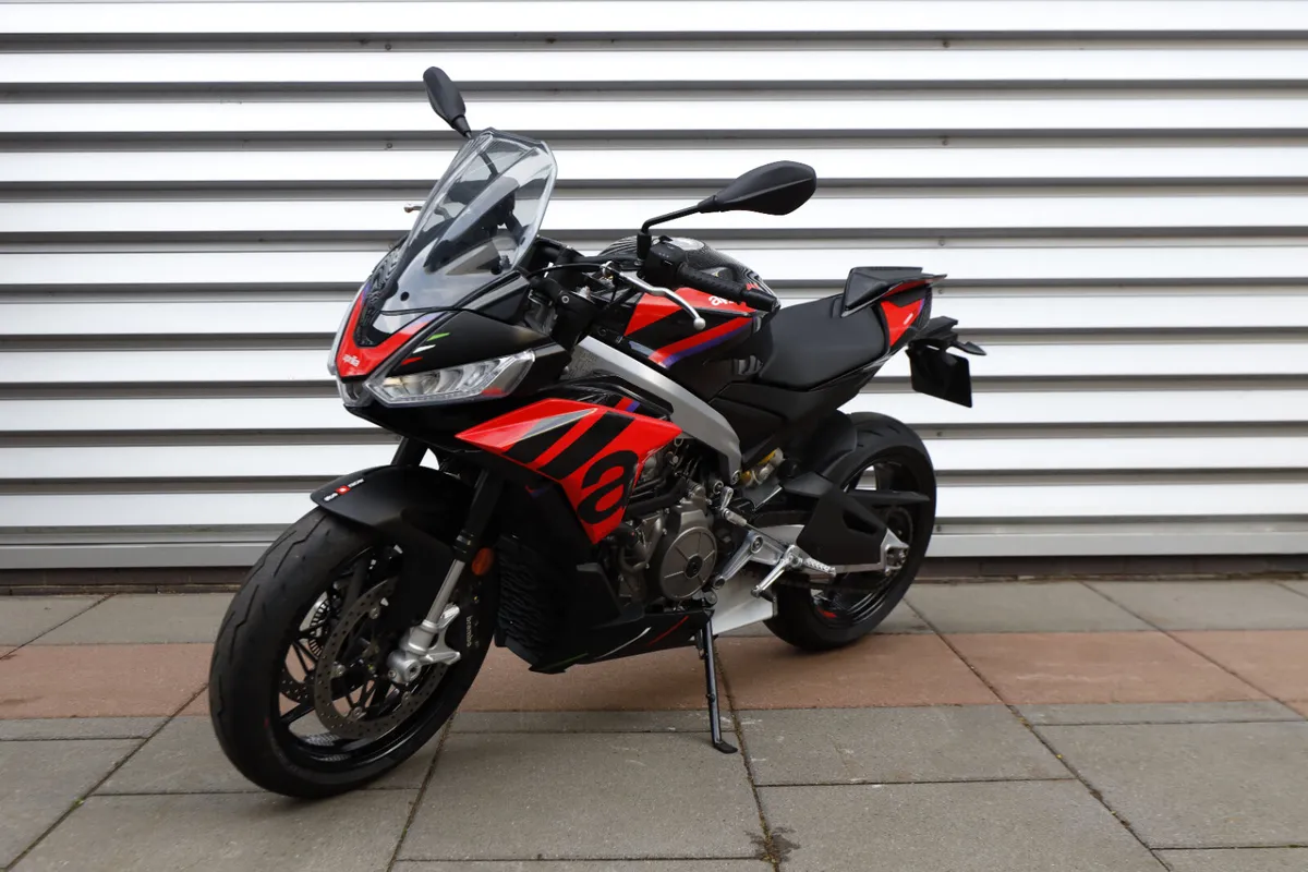 Aprilia Tuono 660 Factory - Image 2