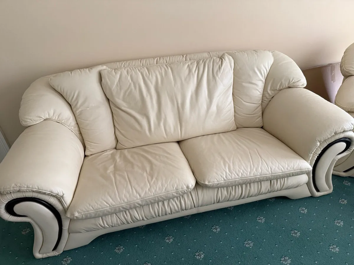 White Leather Couch Set - Image 3
