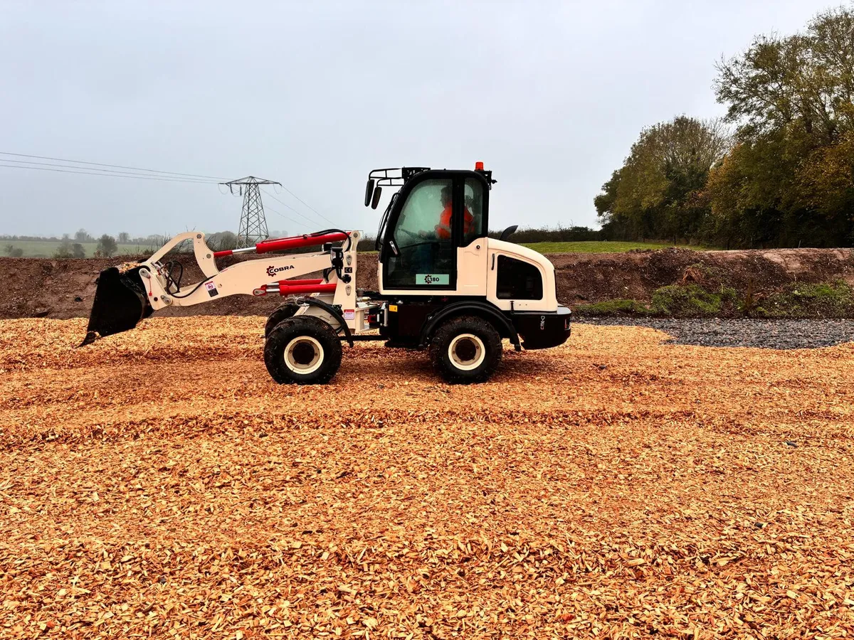 Cobra 1.8 Loader - Demo model - Image 4