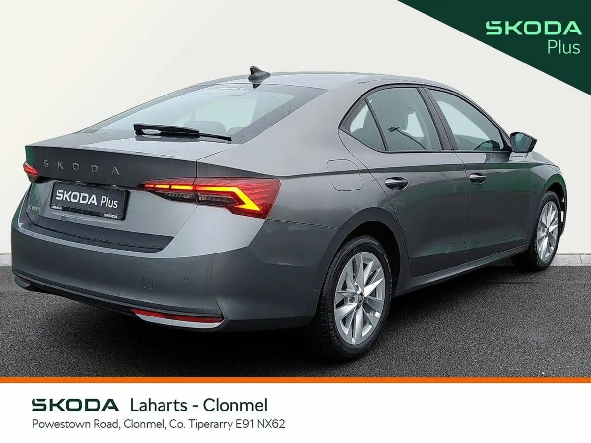 Skoda Octavia SELECTION 1.5TSI 115HP - Image 3