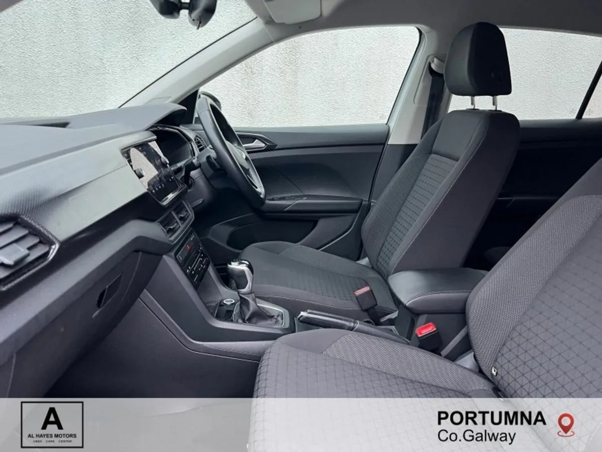 Volkswagen T-Cross AUTOMATIC LIFE 1.0 TSI 110BHP - Image 3