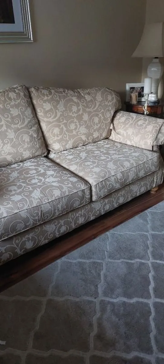3&2 seater sofas - Image 2