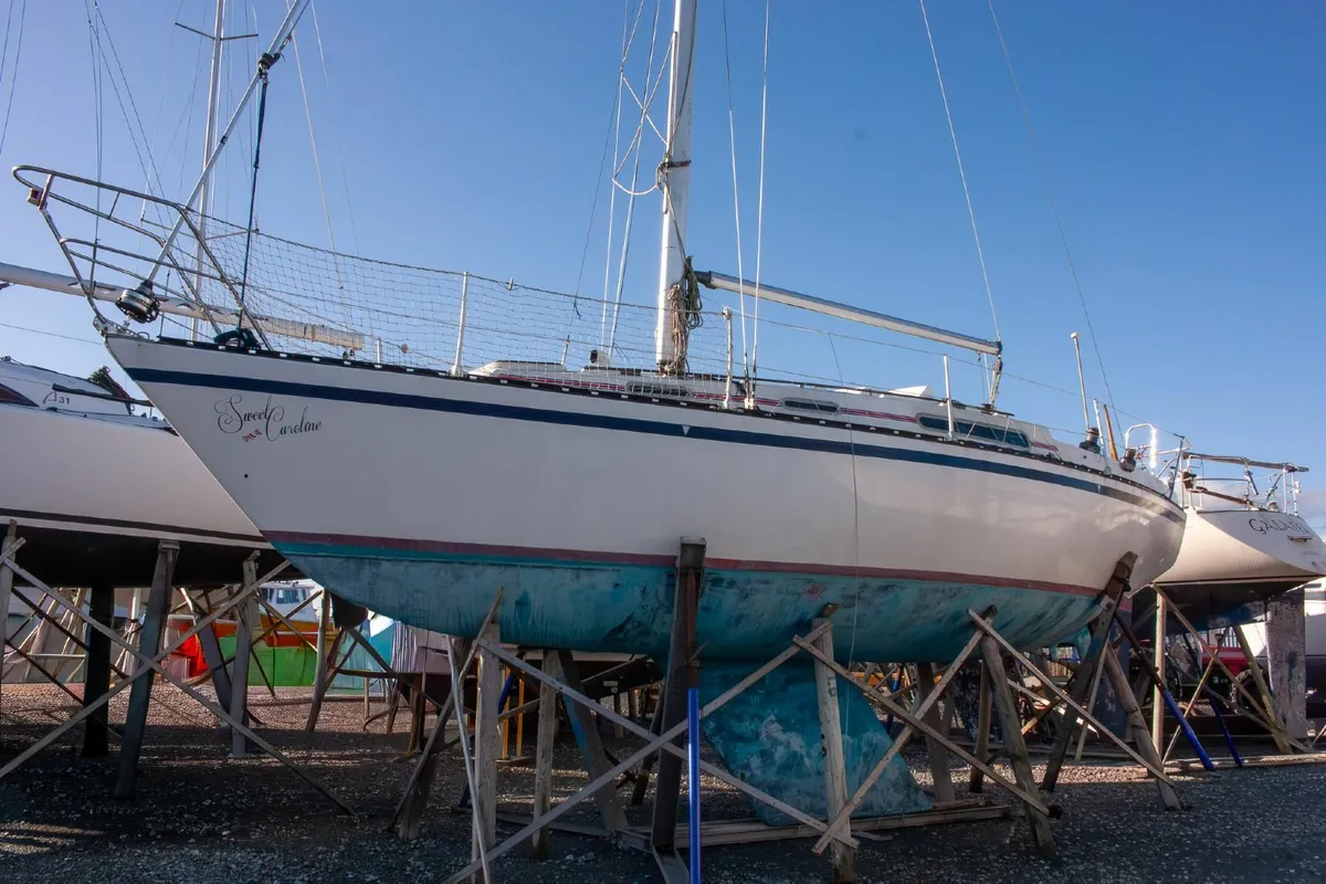 1979 Sadler 32 - Image 1