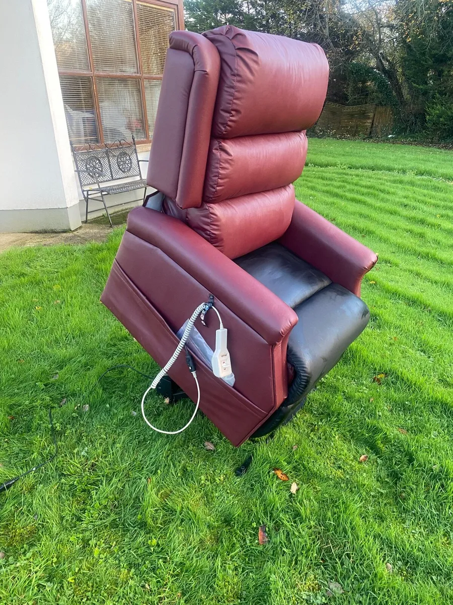 Electric Riser Recliner Mobility Chair - Image 3
