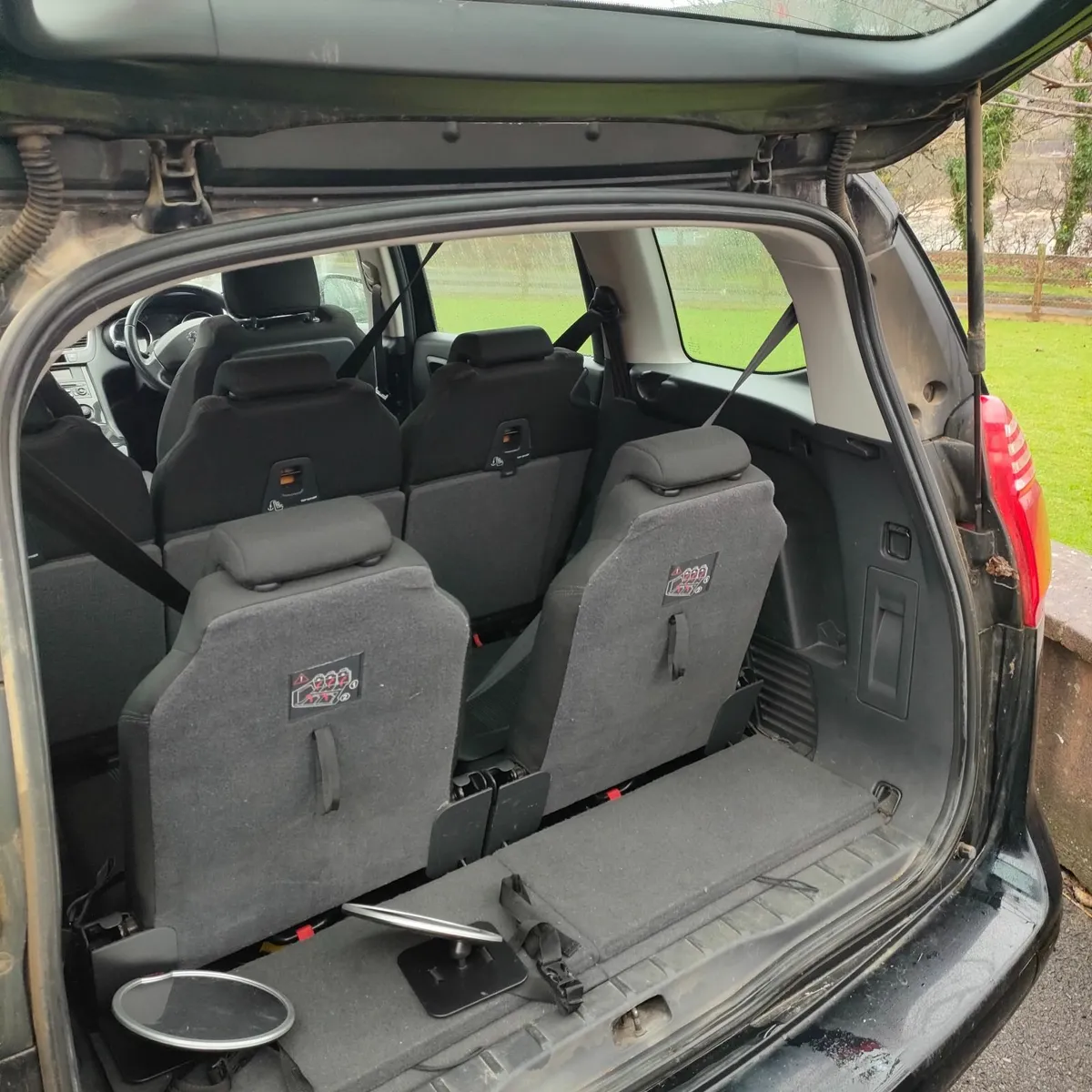 Peugeot 5008 2010 - Image 2