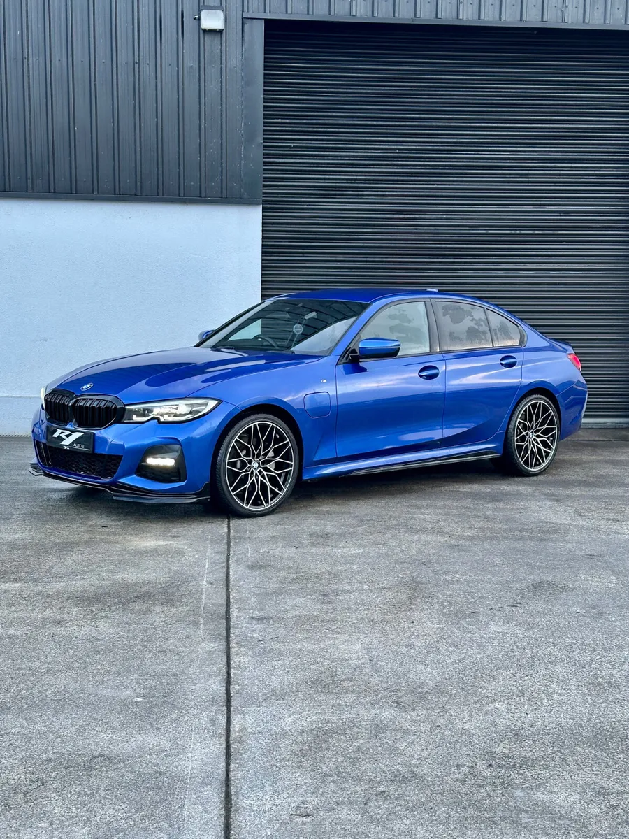 2020 BMW 330E MSPORT MPERFORMANCE - Image 1