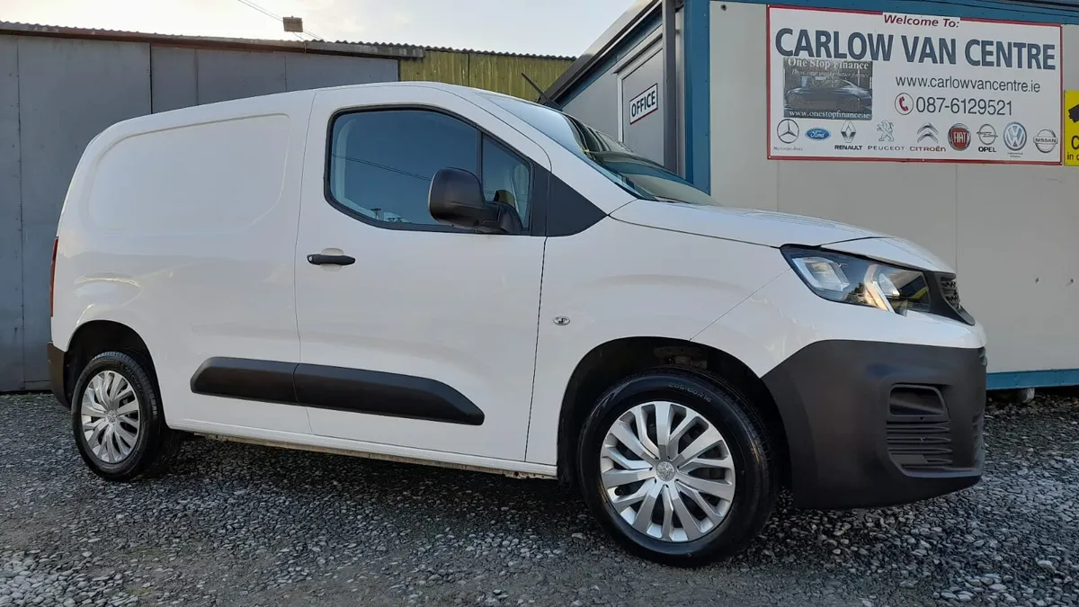 211 Peugeot Partner 1.5 blue hdi Professional - Image 1