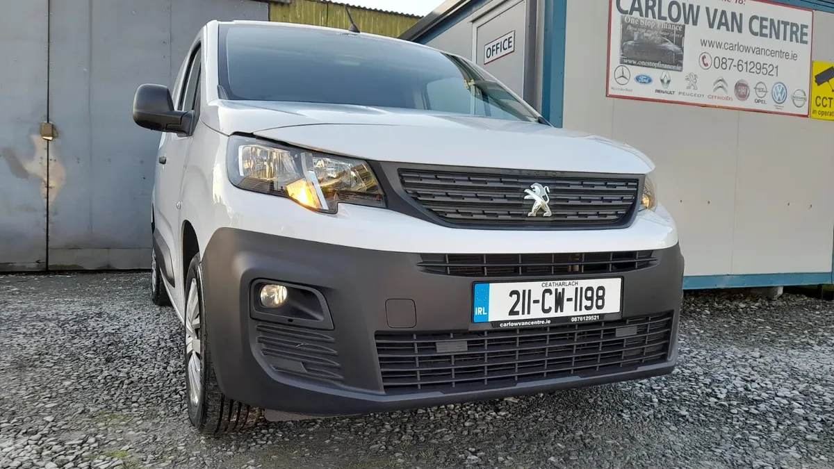 211 Peugeot Partner 1.5 blue hdi Professional - Image 3