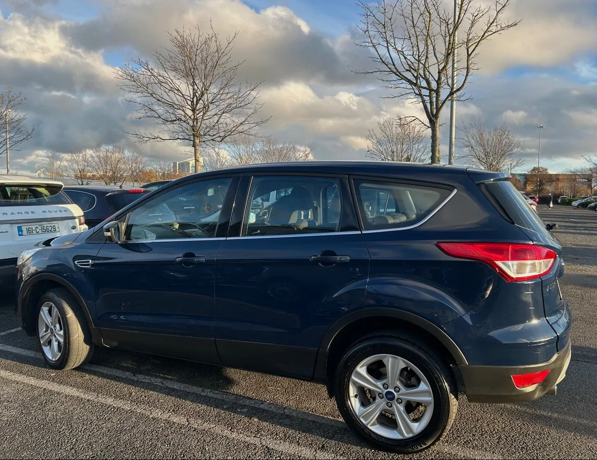 Ford Kuga 2016 Zetec (4 wheel drive) - Image 2