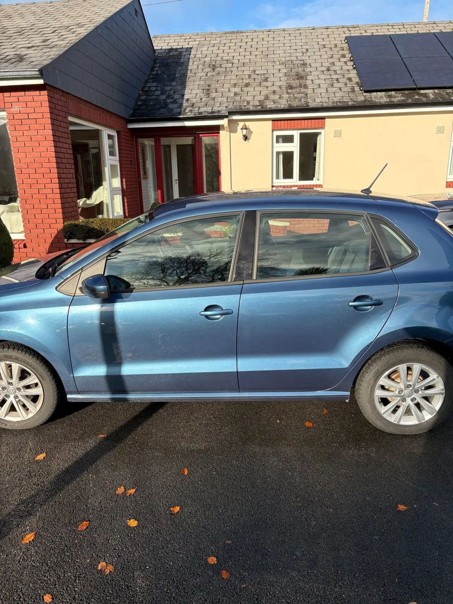 Volkswagen Polo 2016 - Image 2
