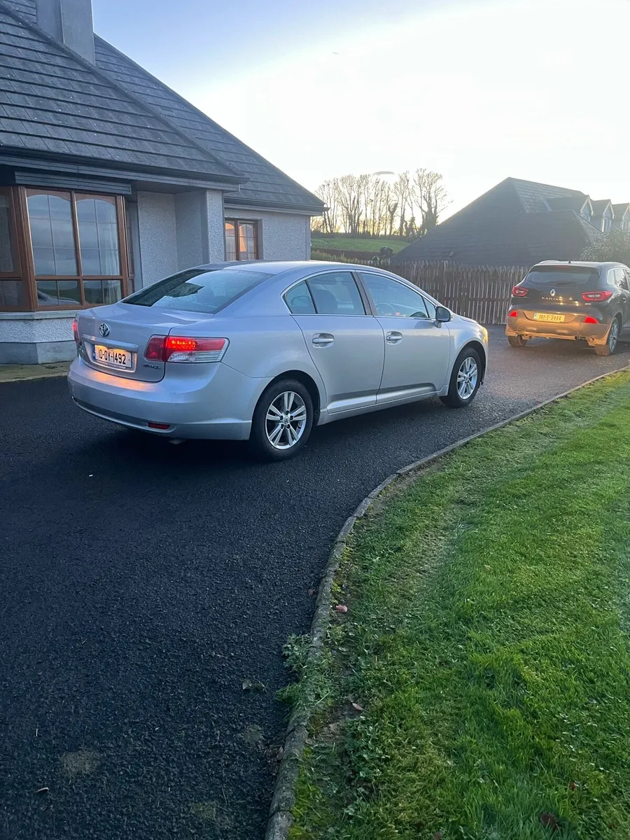 Toyota Avensis - Image 2
