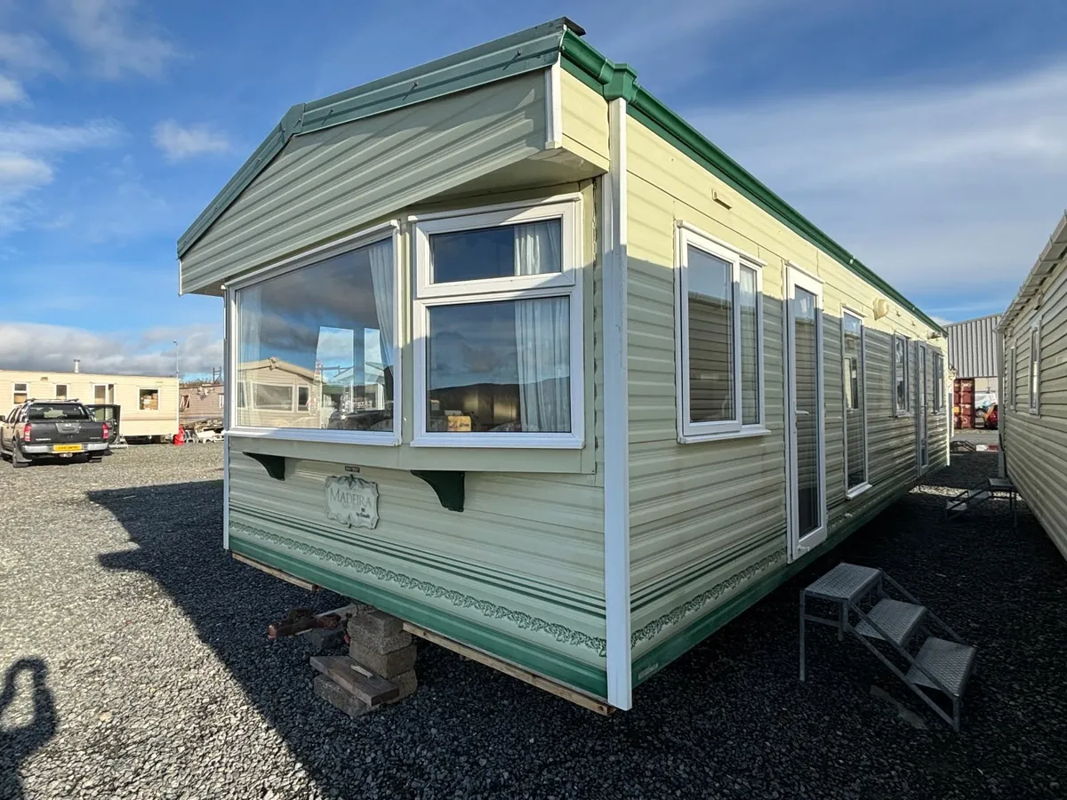 37x12 Cosalt 3 Bed D/G & C/H, Free Delivery - Image 1