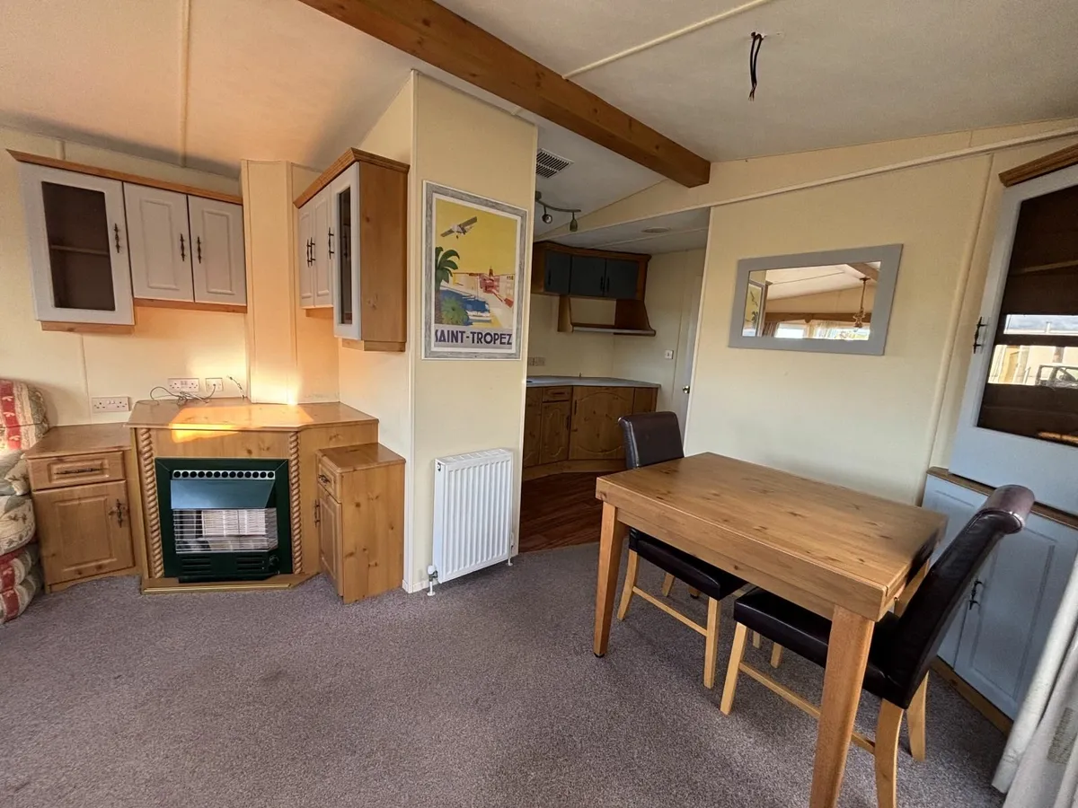 37x12 Cosalt 3 Bed D/G & C/H, Free Delivery - Image 3