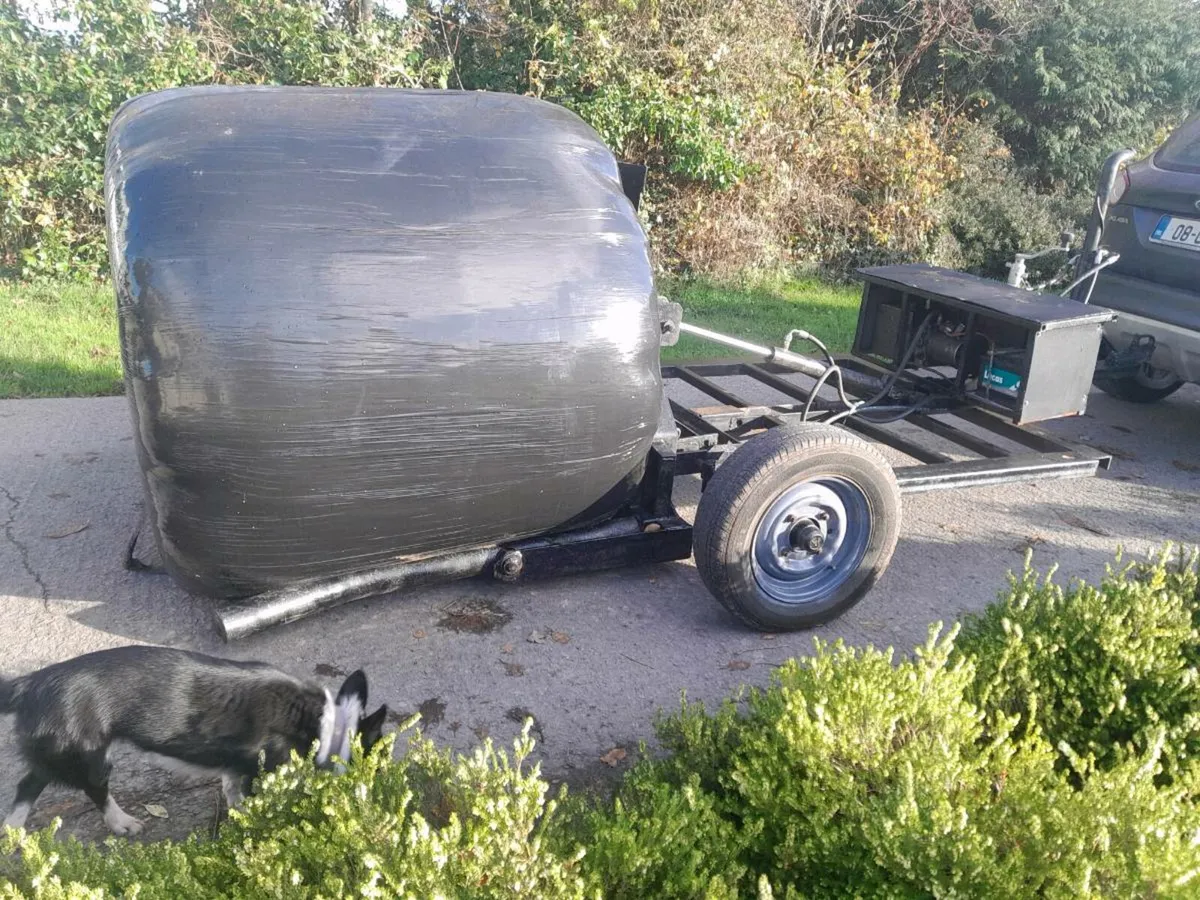 Push button bale handler - Image 4