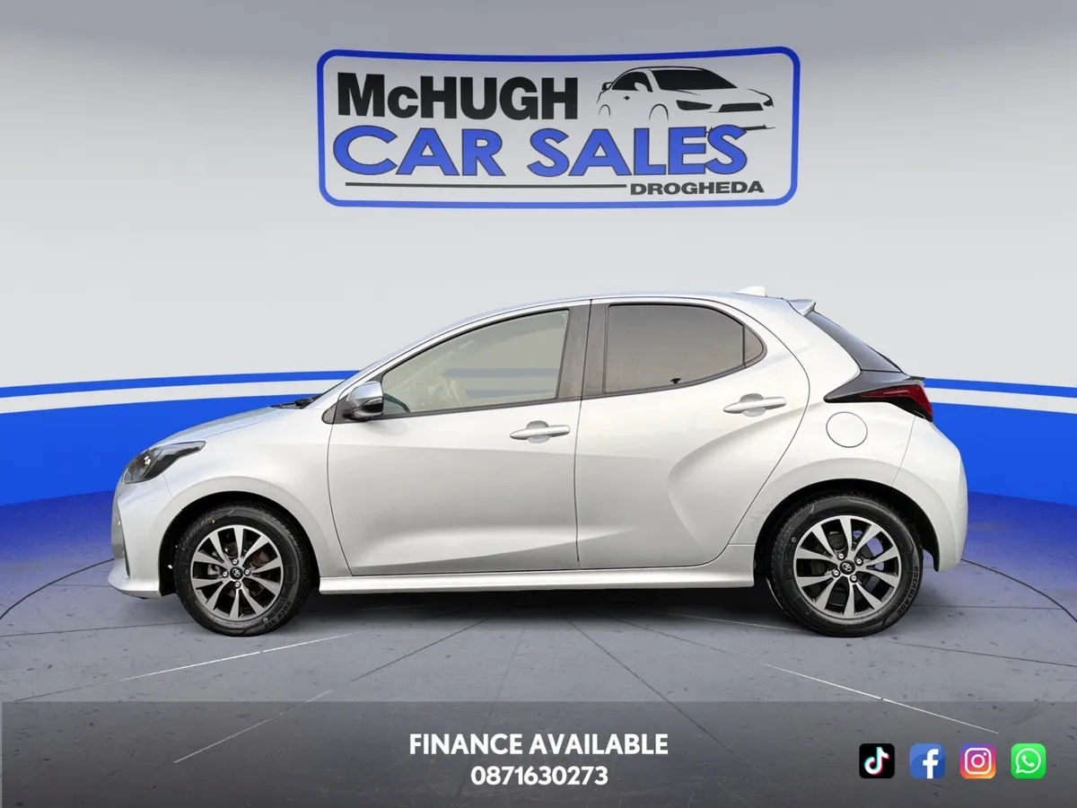 2021 Toyota Yaris 1.5 Petrol Hybrid Auto Lna Sprt - Image 4