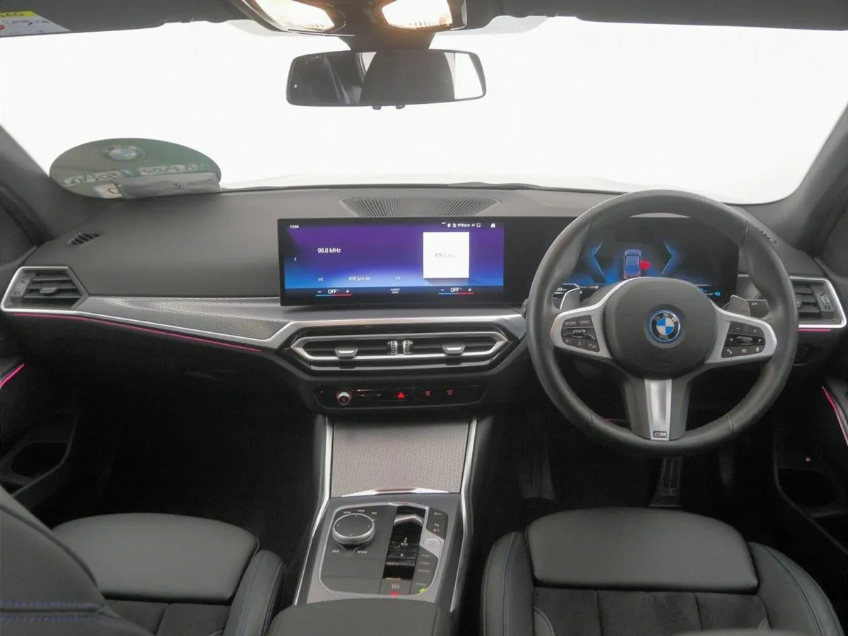 BMW 3-Series 330e M Sport Saloon - Image 4