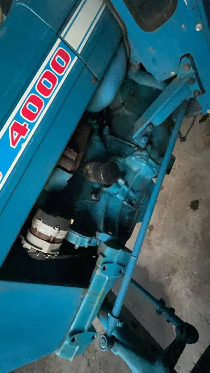 Ford 4000 - Image 4