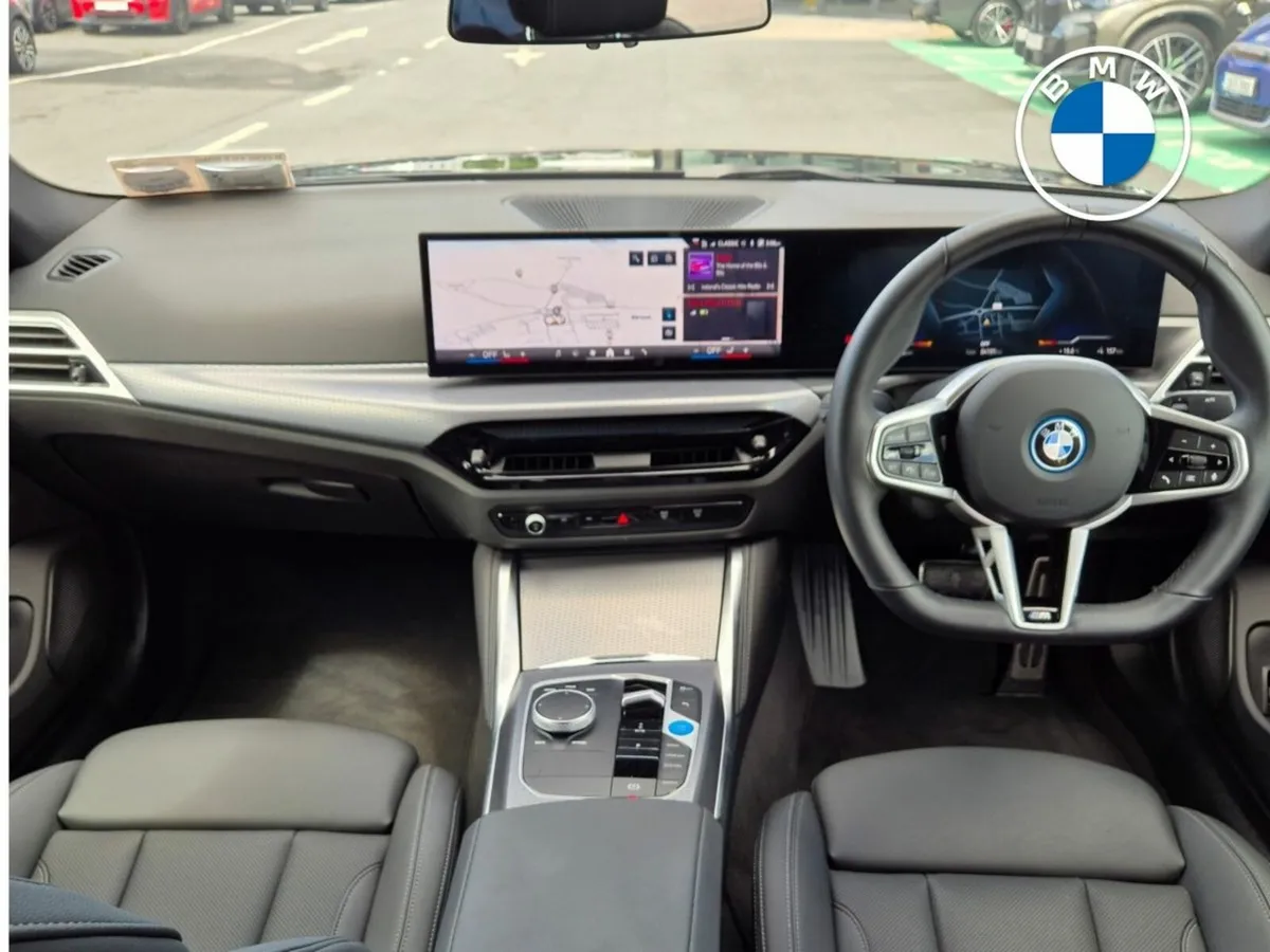 BMW i4 eDrive35 M Sport - Image 4