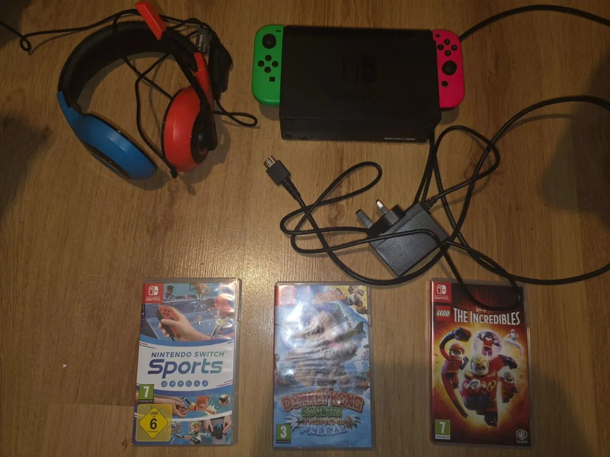 Nintendo switch - Image 1