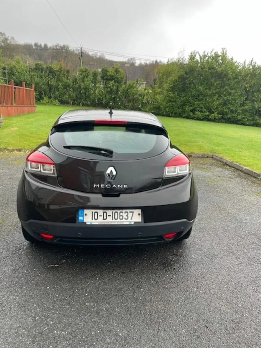 Renault Megane 2010 - Image 2