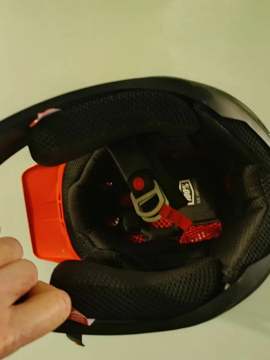 MTB helmet - Image 4