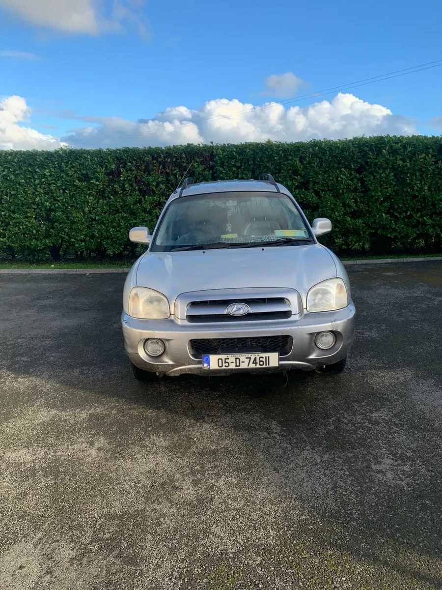 2005 Hyundai Santa fe - Image 1